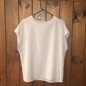 Light pink blouse with cuffed sleeves zipper back